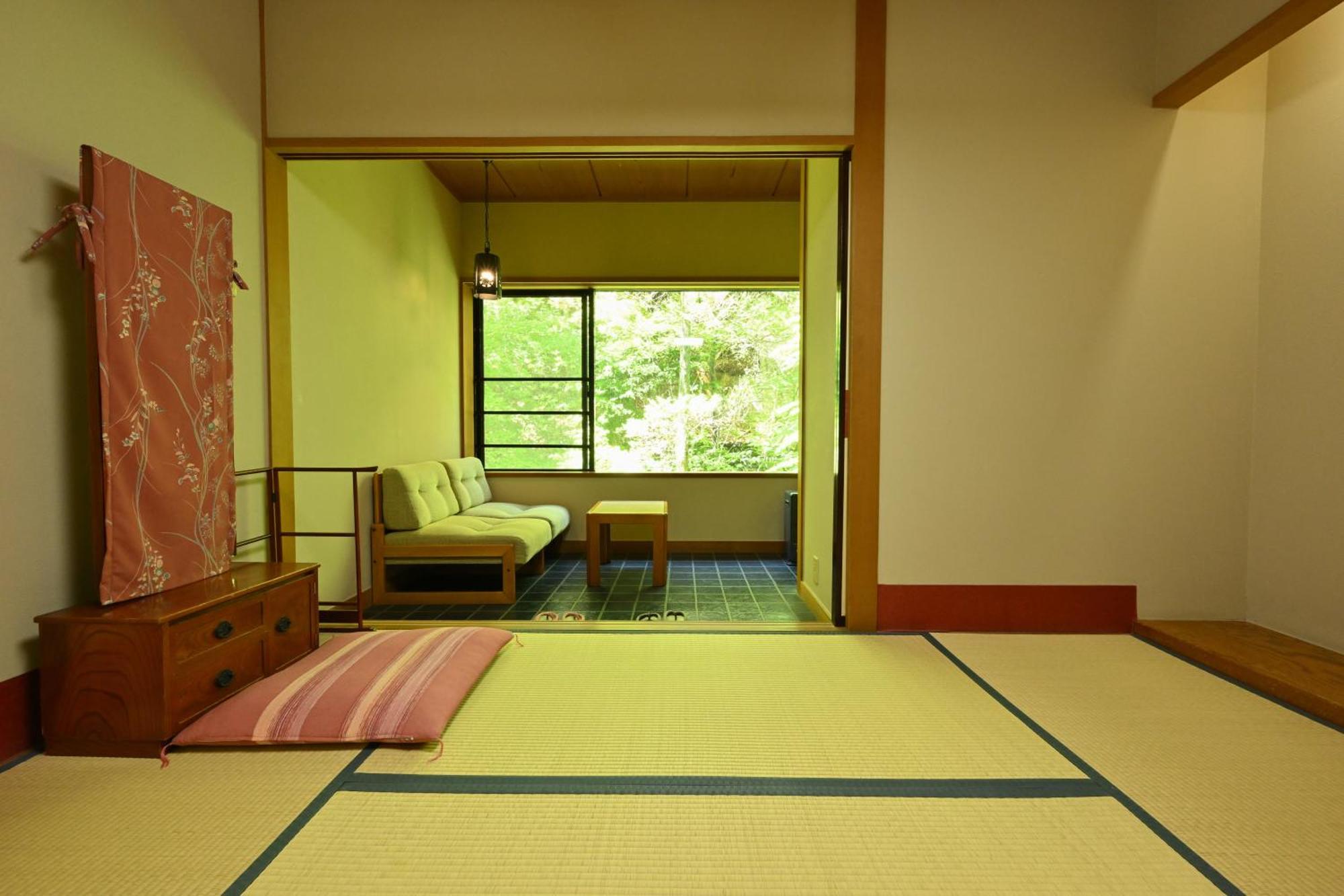Osakaya Ryokan Kusatsu  Exterior photo