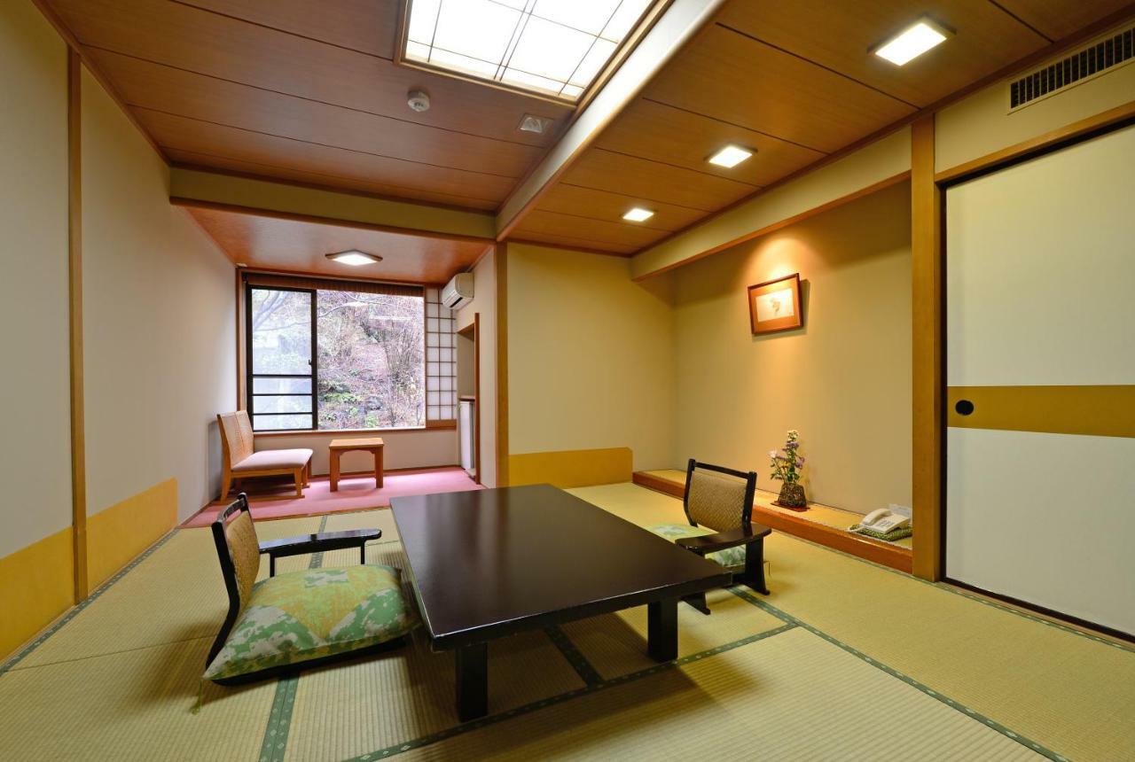 Osakaya Ryokan Kusatsu  Exterior photo