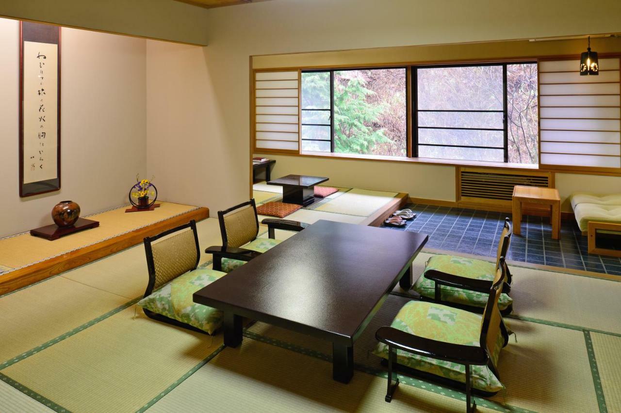 Osakaya Ryokan Kusatsu  Exterior photo